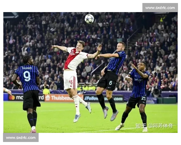 激烈足球对决最新比分揭晓精彩瞬间回顾以及战况分析 激烈足球对决最新比分揭晓精彩瞬间回顾以及战况分析