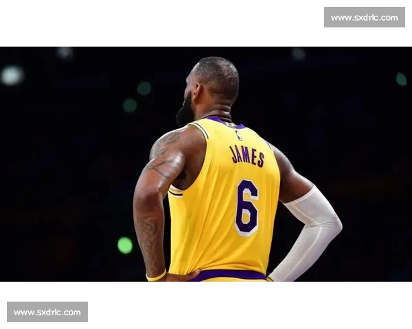 湖人连胜势头强劲詹姆斯状态回暖带队冲击季后赛